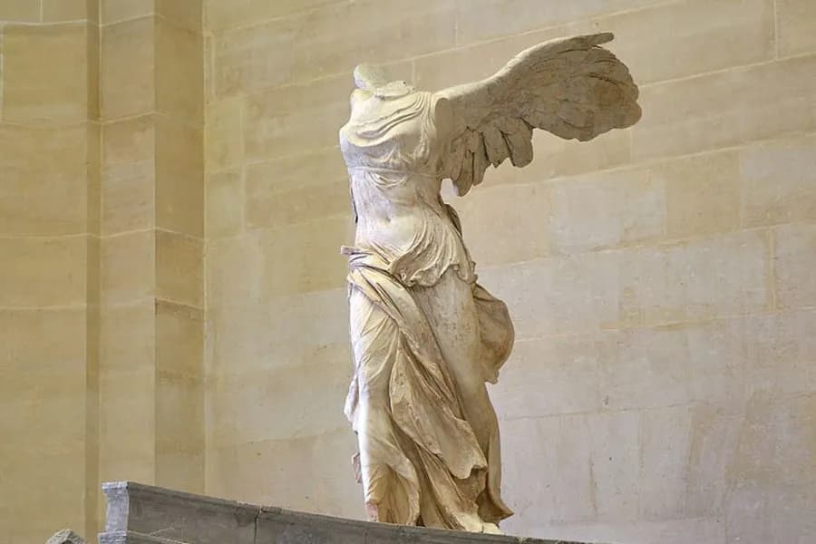 Historia rzeźby: jak sztuka kształtowała cywilizacje przez wieki Historia rzeźby: jak sztuka kształtowała cywilizacje przez wieki