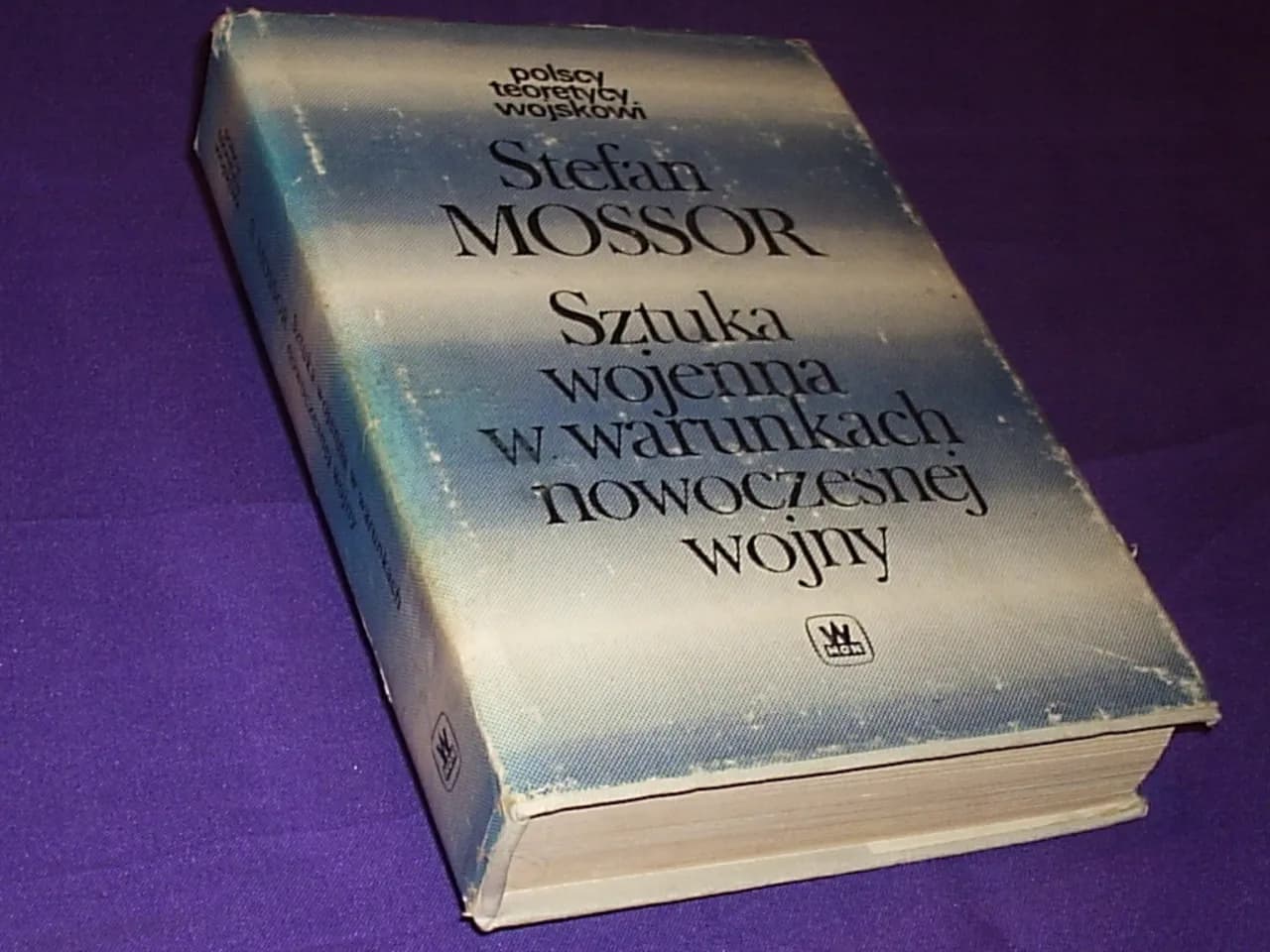 Sztuka wojenna w warunkach nowoczesnej wojny: kluczowe strategie i analizy Sztuka wojenna w warunkach nowoczesnej wojny: kluczowe strategie i analizy