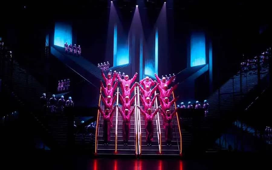 Sylwester w teatrze Roma: wyjątkowe wydarzenie z We Will Rock You Sylwester w teatrze Roma: wyjątkowe wydarzenie z We Will Rock You