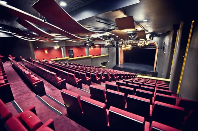 Krakowski Teatr Variété - najciekawsze spektakle i wydarzenia artystyczne Krakowski Teatr Variété - najciekawsze spektakle i wydarzenia artystyczne