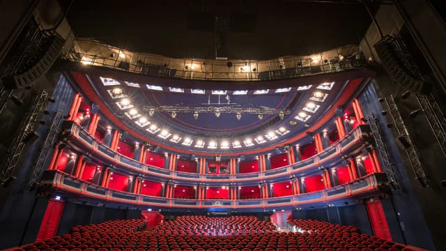 Teatr muzyczny spektakle – najciekawsze wydarzenia w Polsce, które musisz zobaczyć Teatr muzyczny spektakle – najciekawsze wydarzenia w Polsce, które musisz zobaczyć