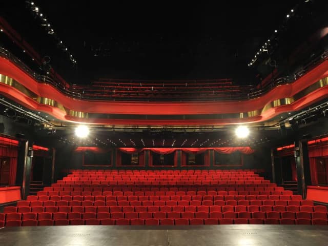 Najlepsze spektakle w teatrze Roma - aktualny repertuar i bilety Najlepsze spektakle w teatrze Roma - aktualny repertuar i bilety