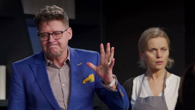 Spektakl imię - fascynująca opowieść o konflikcie i emocjach Spektakl imię - fascynująca opowieść o konflikcie i emocjach