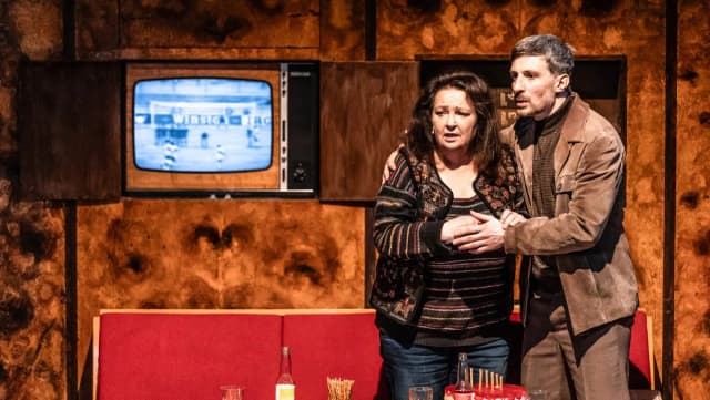 Szewcy spektakl: odkryj głębię tematów i najnowsze inscenizacje Szewcy spektakl: odkryj głębię tematów i najnowsze inscenizacje