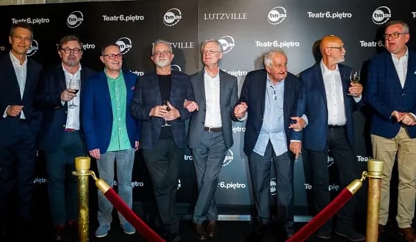 Szkło kontaktowe teatr 6 piętro opinie - co naprawdę myślą widzowie? Szkło kontaktowe teatr 6 piętro opinie - co naprawdę myślą widzowie?