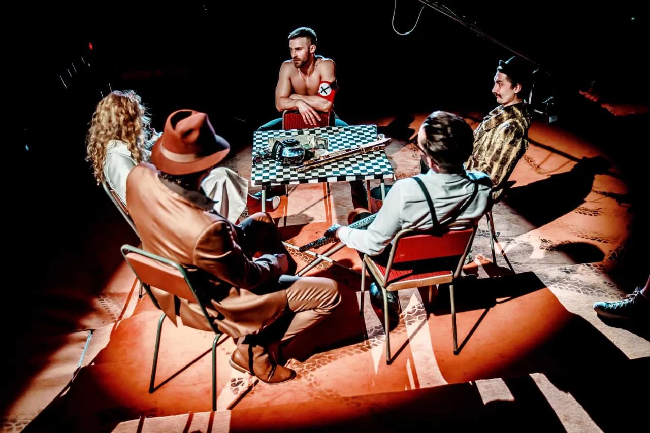 Teatry w Berlinie: Odkryj niezwykłe spektakle i wydarzenia kulturalne Teatry w Berlinie: Odkryj niezwykłe spektakle i wydarzenia kulturalne