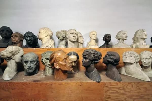 Xawery Dunikowski rzeźby – odkryj piękno i znaczenie jego twórczości Xawery Dunikowski rzeźby – odkryj piękno i znaczenie jego twórczości