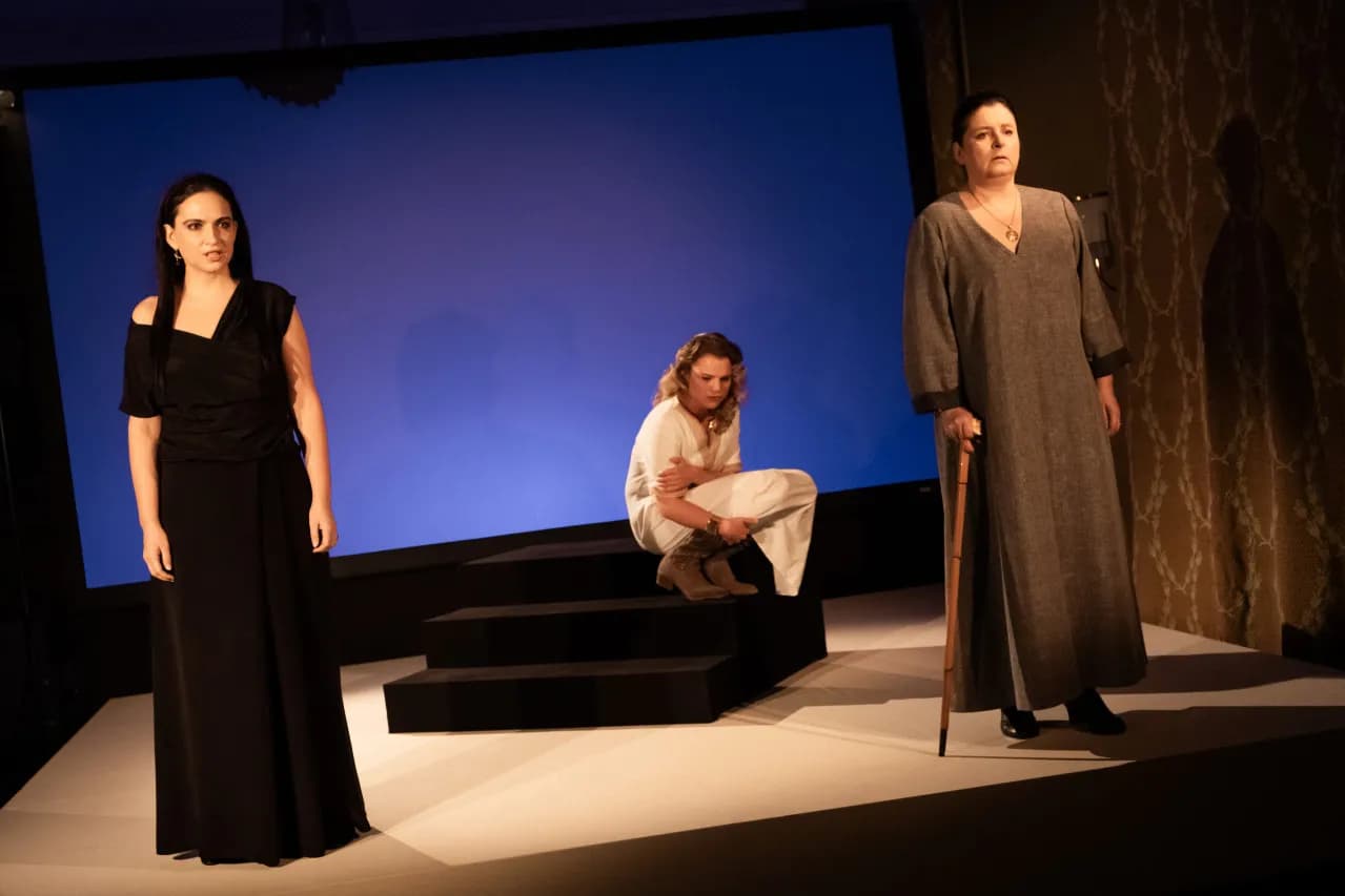 Odprawa posłów greckich spektakl: historia, inscenizacje i emocje w teatrze Odprawa posłów greckich spektakl: historia, inscenizacje i emocje w teatrze