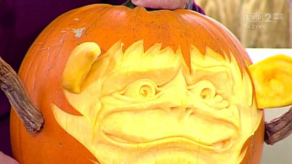 Rzeźby z dyni: Odkryj techniki i inspiracje do wyjątkowych dzieł Rzeźby z dyni: Odkryj techniki i inspiracje do wyjątkowych dzieł