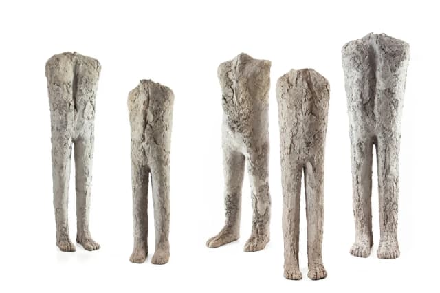 Rzeźby Abakanowicz: Odkryj ich głębię i znaczenie w sztuce współczesnej Rzeźby Abakanowicz: Odkryj ich głębię i znaczenie w sztuce współczesnej