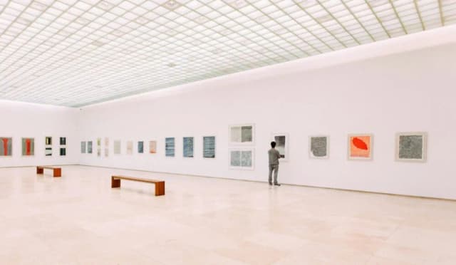 Wystawa sztuki nowoczesnej: odkryj najciekawsze wydarzenia w Polsce Wystawa sztuki nowoczesnej: odkryj najciekawsze wydarzenia w Polsce