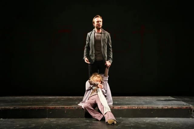 Nie-boska komedia spektakl - nowoczesna adaptacja, która zaskakuje Nie-boska komedia spektakl - nowoczesna adaptacja, która zaskakuje